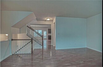 403 Pointe View Dr in Mars, PA - Building Photo - Building Photo