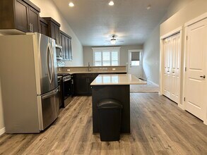 4055 E Blueberry St in Meridian, ID - Building Photo - Building Photo