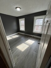 207 MacDade Blvd-Unit -Unit 2 in Collingdale, PA - Building Photo - Building Photo