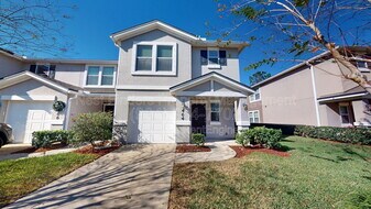 464 Walnut Dr in Saint Johns, FL - Building Photo