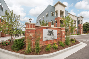 Wells Street Station Apartments