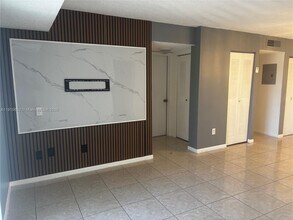 8240 SW 210th St in Cutler Bay, FL - Building Photo - Building Photo