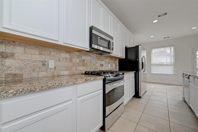 71 N Rocky Point Cir