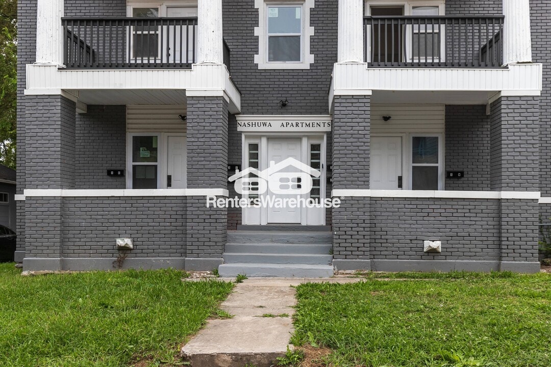 2305 E 37th St in Kansas City, MO - Building Photo