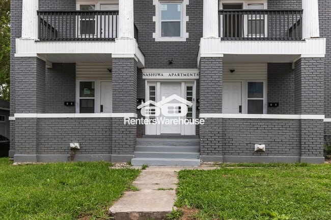 2305 E 37th St in Kansas City, MO - Building Photo - Building Photo