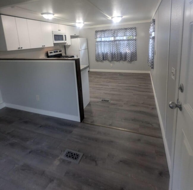 11101 E Pickard Rd in Mt. Pleasant, MI - Building Photo - Building Photo