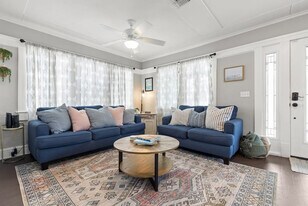 520 22nd St W in Bradenton, FL - Building Photo