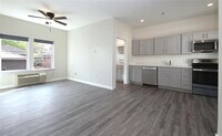 1719 Westheimer Rd photo'