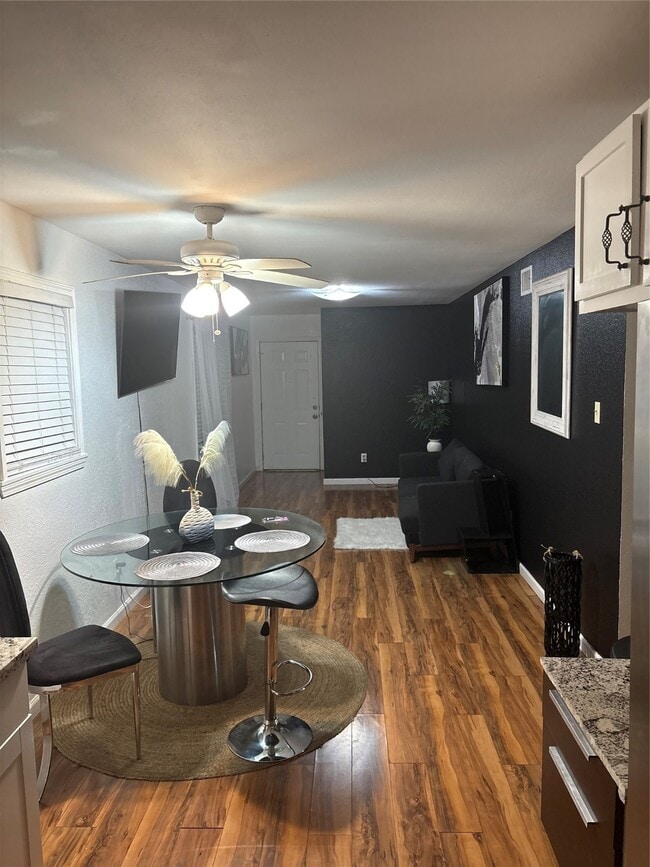 2201 Nettleton St in Houston, TX - Building Photo - Building Photo