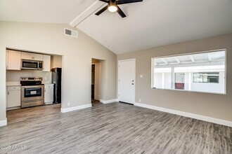 211 S Doran in Mesa, AZ - Building Photo - Building Photo