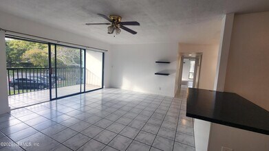 517 Dotterel Rd in Delray Beach, FL - Building Photo - Building Photo