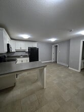 4563 James Hill Rd in Regina, SK - Building Photo - Building Photo