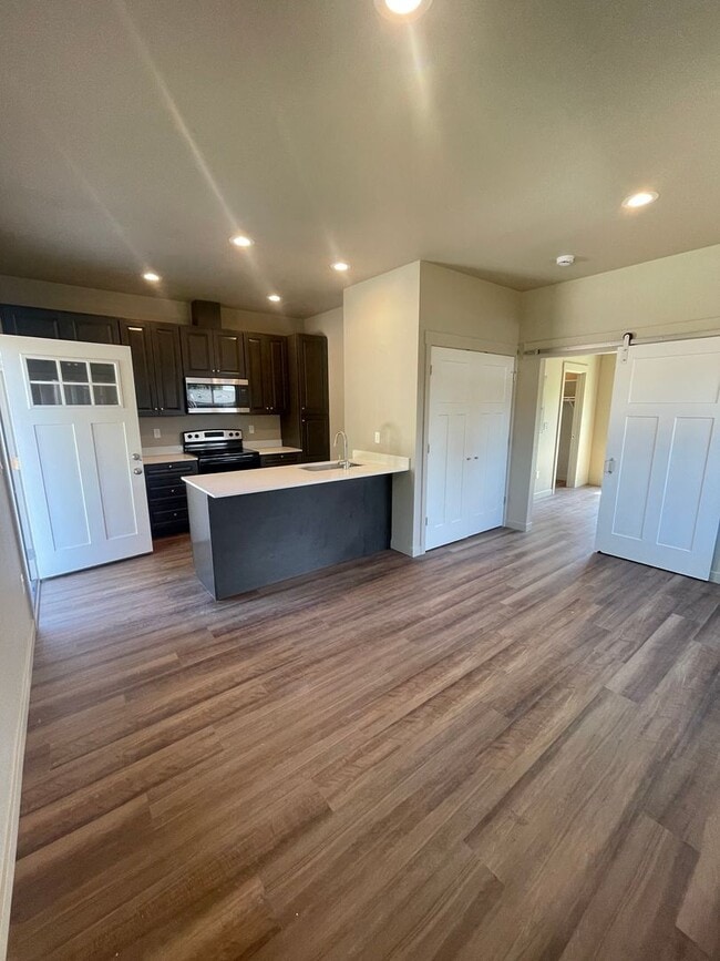 property at 176 Hiatt St