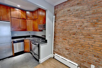 1373 1st Ave. in New York, NY - Building Photo - Building Photo