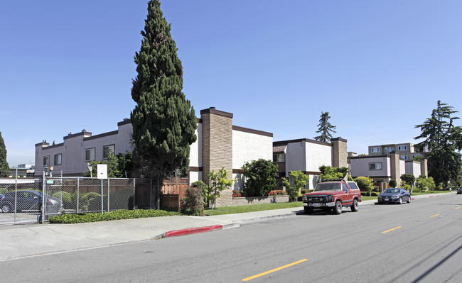 1-199 Castro St in San Leandro, CA - Building Photo - Building Photo