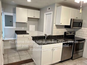 8009 Summit St in Kansas City, MO - Building Photo - Building Photo