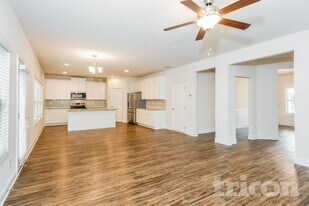 64 Monaghan Wy in Dallas, GA - Building Photo