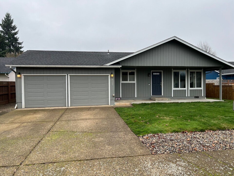4365 Marcum Ln in Eugene, OR - Building Photo