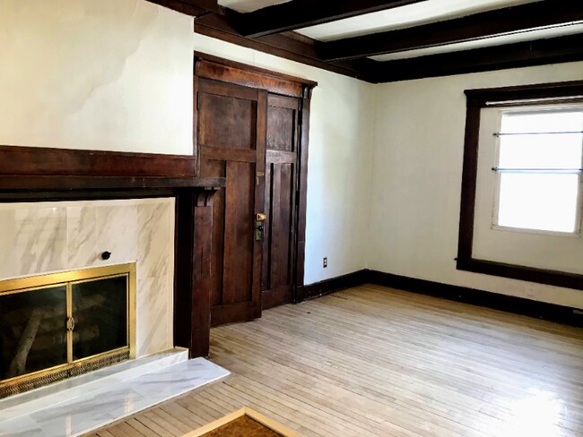 149 E Gilman St-Unit -1 in Madison, WI - Building Photo - Building Photo