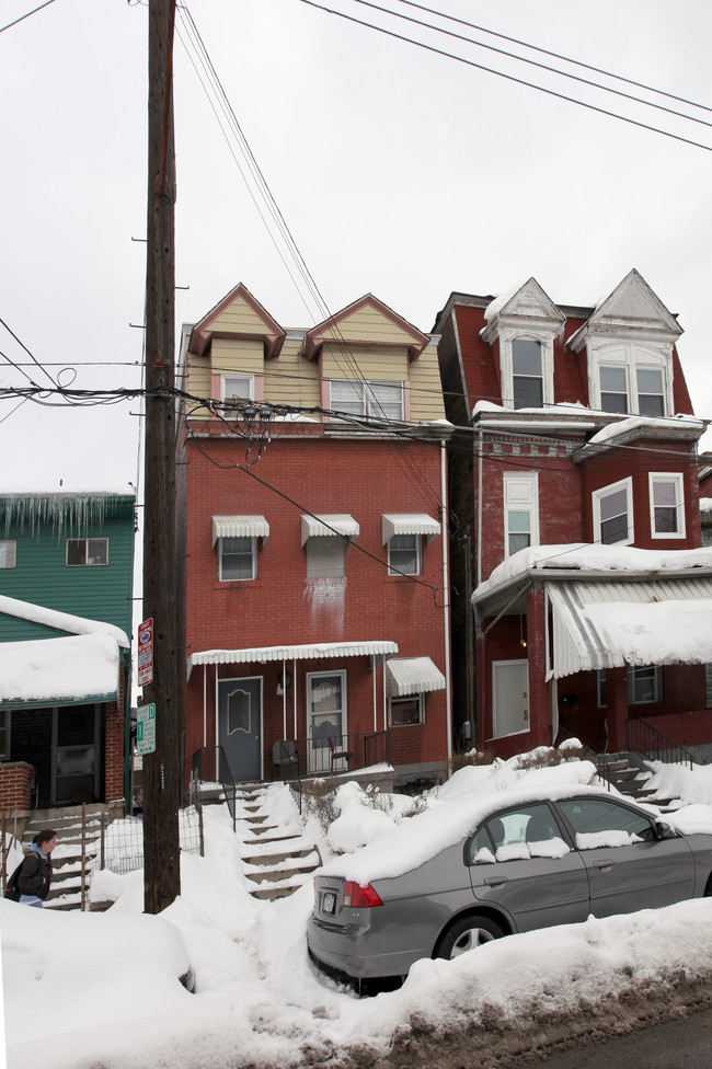 327 Meyran Ave in Pittsburgh, PA - Building Photo - Building Photo