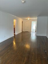 452 Dawson Ln in Jericho, NY - Building Photo - Building Photo