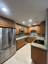 2635 SW 35th Pl in Gainesville, FL - Foto de edificio - Building Photo