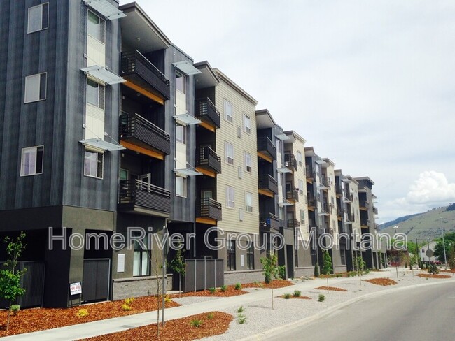 property at 1500 S 14th St W