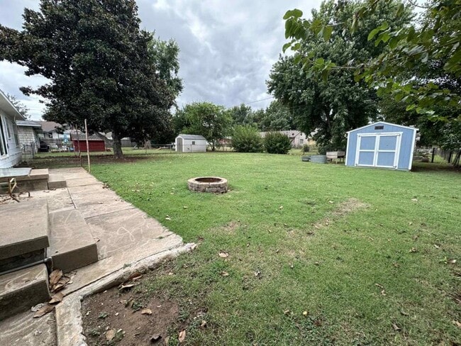 property at 1409 N 7th St