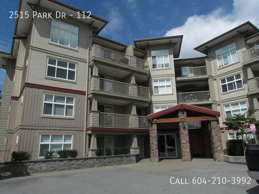 2515 Park Dr in Abbotsford, BC - Building Photo