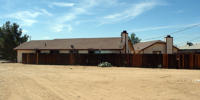 20411 Sago Ln in Apple Valley, CA - Building Photo - Building Photo