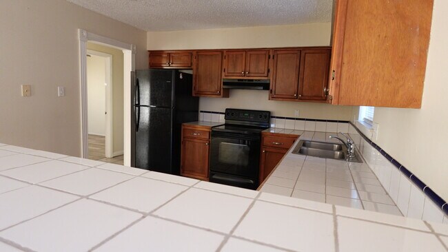 623 S Cypress St in Hammond, LA - Foto de edificio - Building Photo