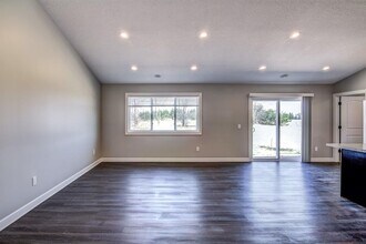 1341 Blue Jay Pl in New Richmond, WI - Building Photo - Building Photo