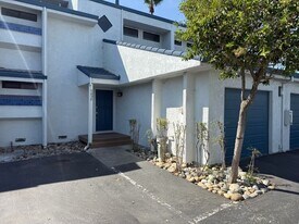 5820 Yawl St in Discovery Bay, CA - Building Photo