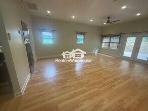 9801 Providence Forest Ln in Charlotte, NC - Building Photo - Building Photo