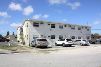 1265 Sharazad Blvd in Opa Locka, FL - Building Photo - Building Photo