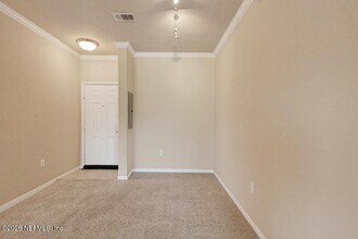 5617 Bowden Rd in Jacksonville, FL - Building Photo - Building Photo