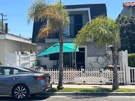 142 14th St, Unit B in Seal Beach, CA - Building Photo