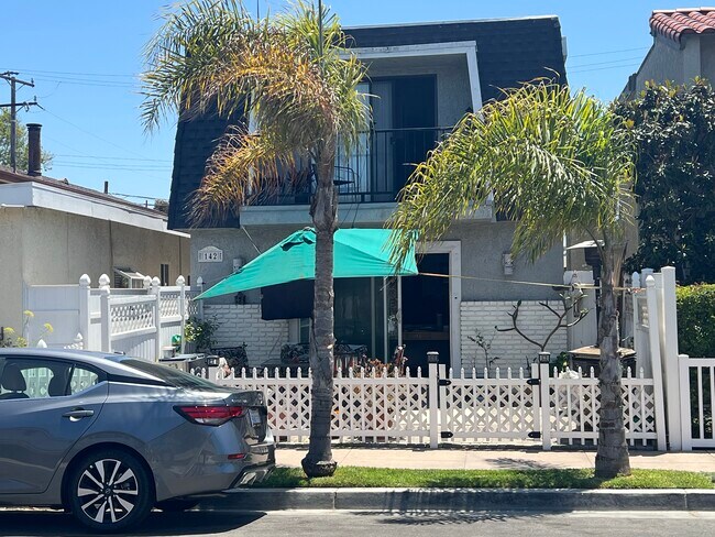 property at 142 14th St