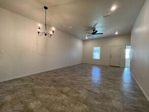 5508 Lehigh St in Lubbock, TX - Foto de edificio - Building Photo