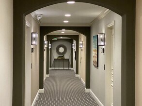 7411 Herschel Ave in San Diego, CA - Building Photo - Building Photo