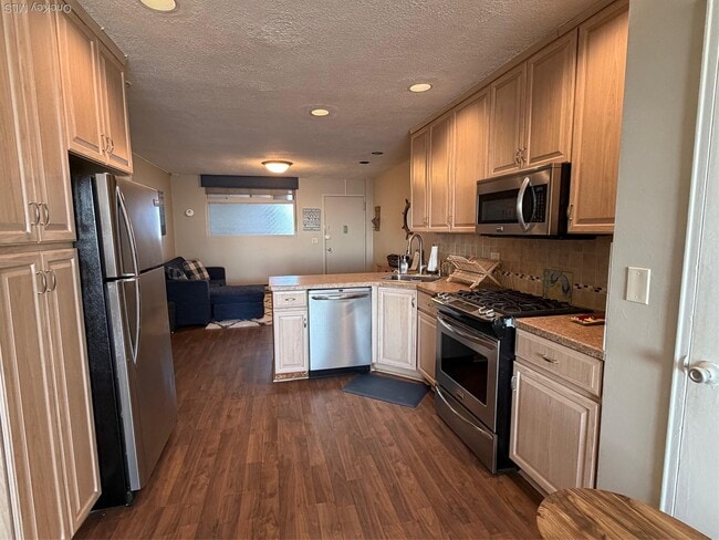 830 Shore in Long Beach, NY - Foto de edificio - Building Photo