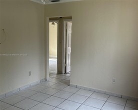1027 E 20th St in Hialeah, FL - Building Photo - Building Photo