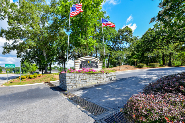 Oak Run in Jonesboro, GA - Building Photo - Building Photo