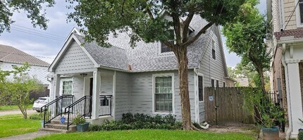 3936 Case St in West University Place, TX - Building Photo - Building Photo