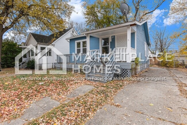 6065 Plainview Ave in Detroit, MI - Building Photo - Building Photo