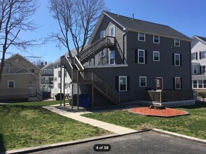 21 Pear St in Fall River, MA - Building Photo - Building Photo