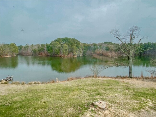 255 Starritt Ln in Walhalla, SC - Building Photo - Building Photo