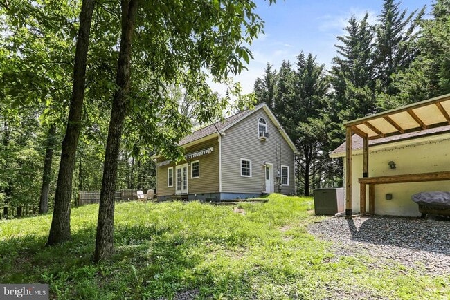 property at 2509 Hobbs Rd