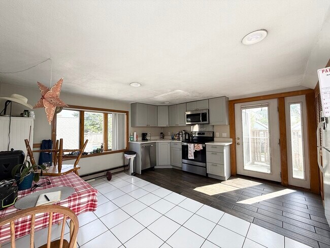 property at 30 Templeton Pkwy