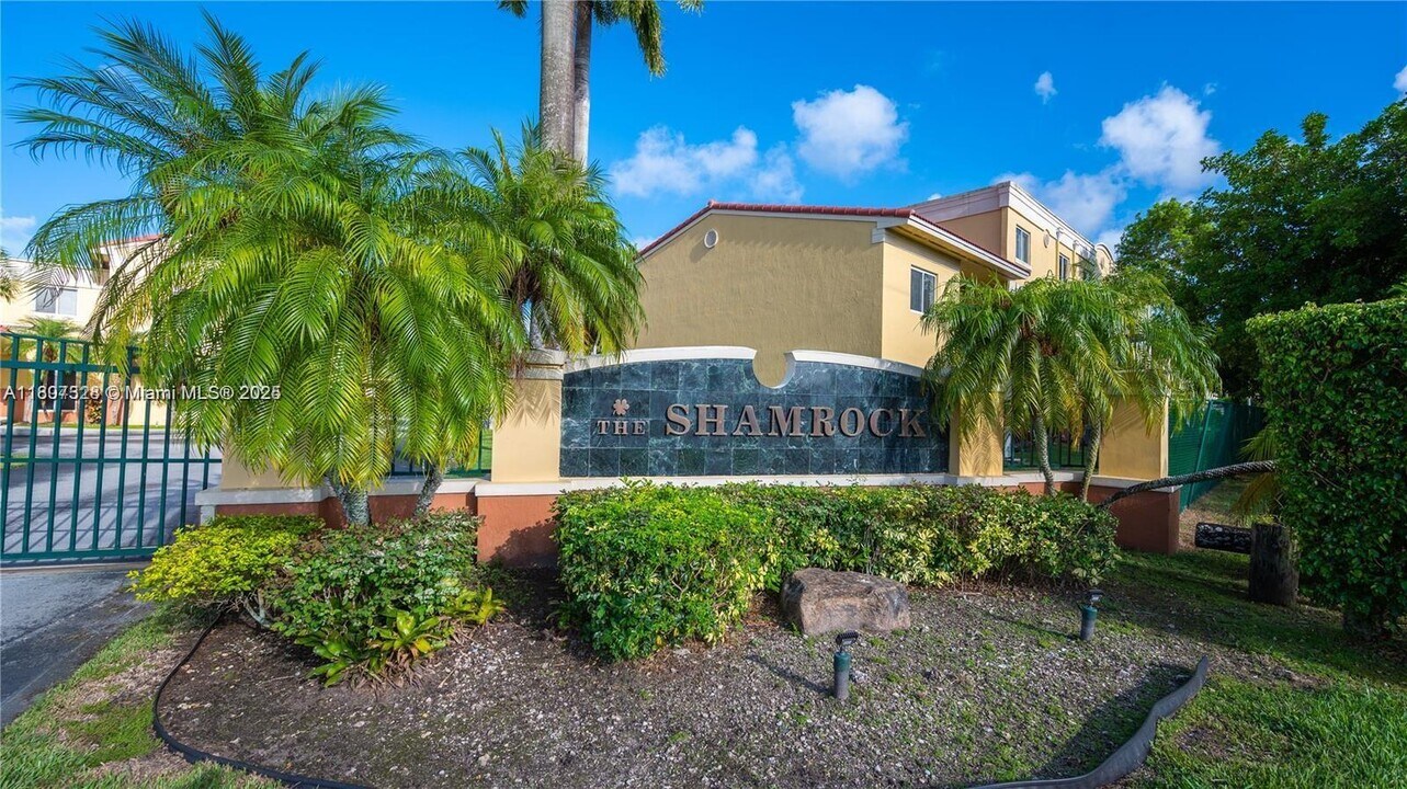 12635 SW 91st St in Miami, FL - Building Photo
